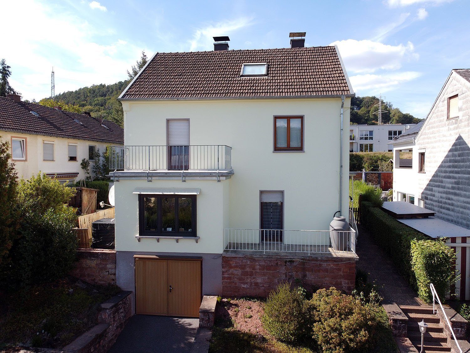 Volksbank Trier Eifel Immobilien GmbH - Immobilienangebot - 54439 Saarburg - Saarburg - Einfamilienhaus - Zentrales Familienglück mit sehr viel Grün
