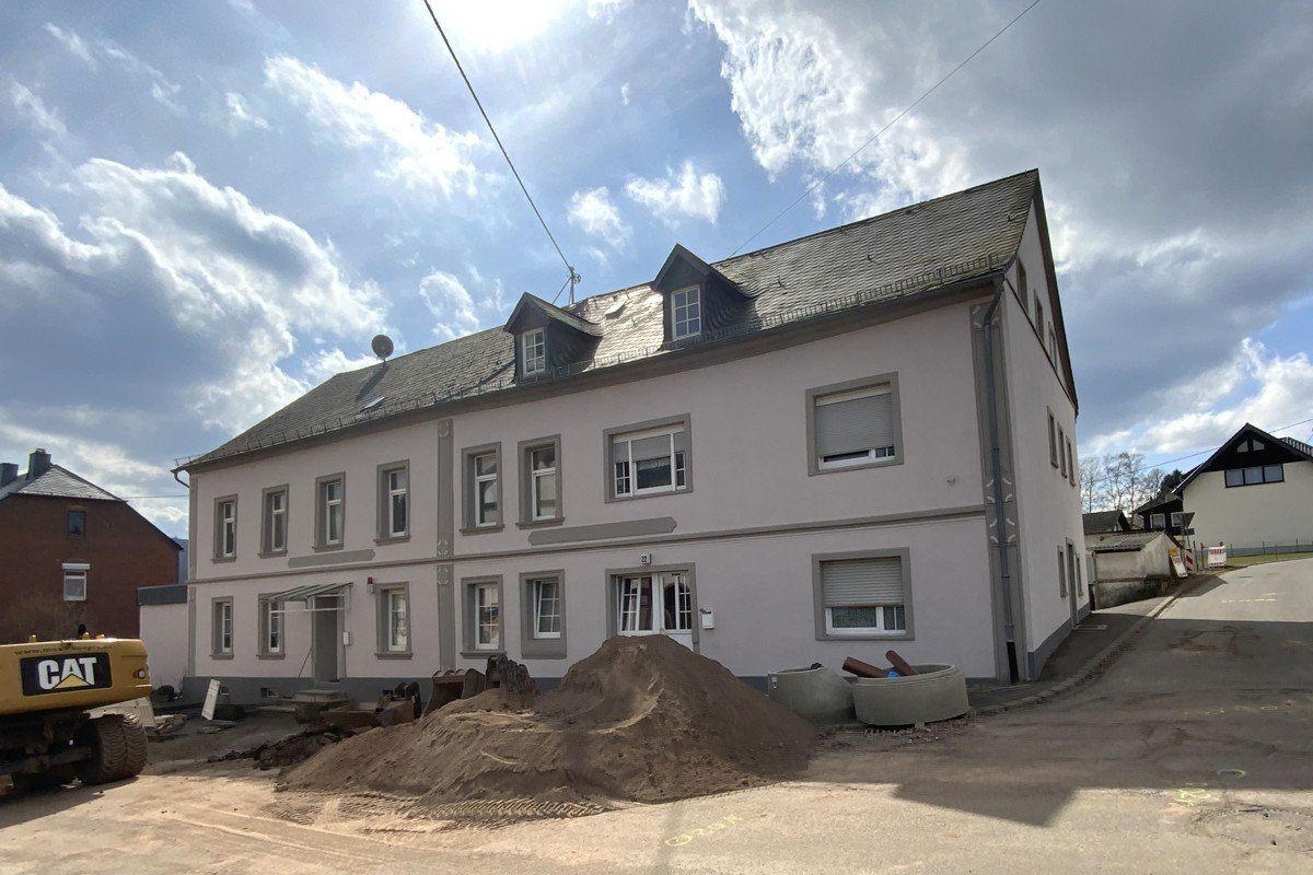 Volksbank Trier Eifel Immobilien GmbH - Immobilienangebot - Züsch - Alle - Hier legen Sie Ihr Geld gut an - Komplett vermietetes Mehrfamilienhaus