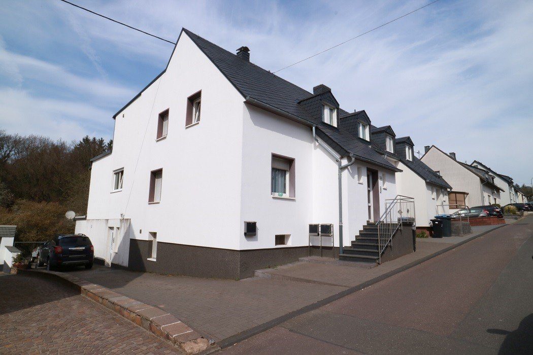 Volksbank Trier Eifel Immobilien GmbH - Immobilienangebot - Trier-Ruwer - Alle - Variabel und gestaltbar: Drei- bis Vierfamilienhaus für Eigennutzer oder Kapitalanleger