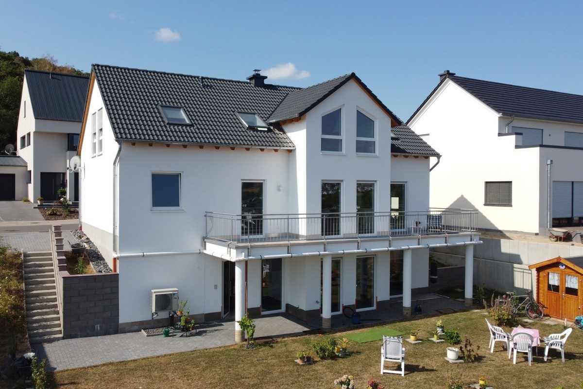 Volksbank Trier Eifel Immobilien GmbH - Immobilienangebot - Gutweiler - Alle - Viel Platz und ein toller Fernblick übers Ruwertal