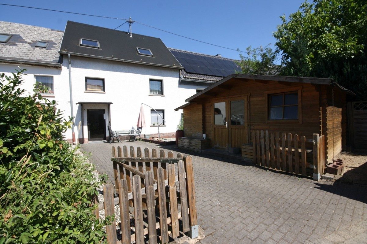 Volksbank Trier Eifel Immobilien GmbH - Immobilienangebot - Reinsfeld - Alle - Wohnen im Luftkurort - Einfamilienhaus in Reinsfeld
