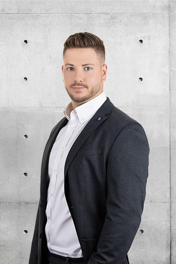 Nico Schons Regionalleiter / Immobilienfachwirt / Mitglied des Gutachterausschusses Volksbank Trier Immobilien GmbH
