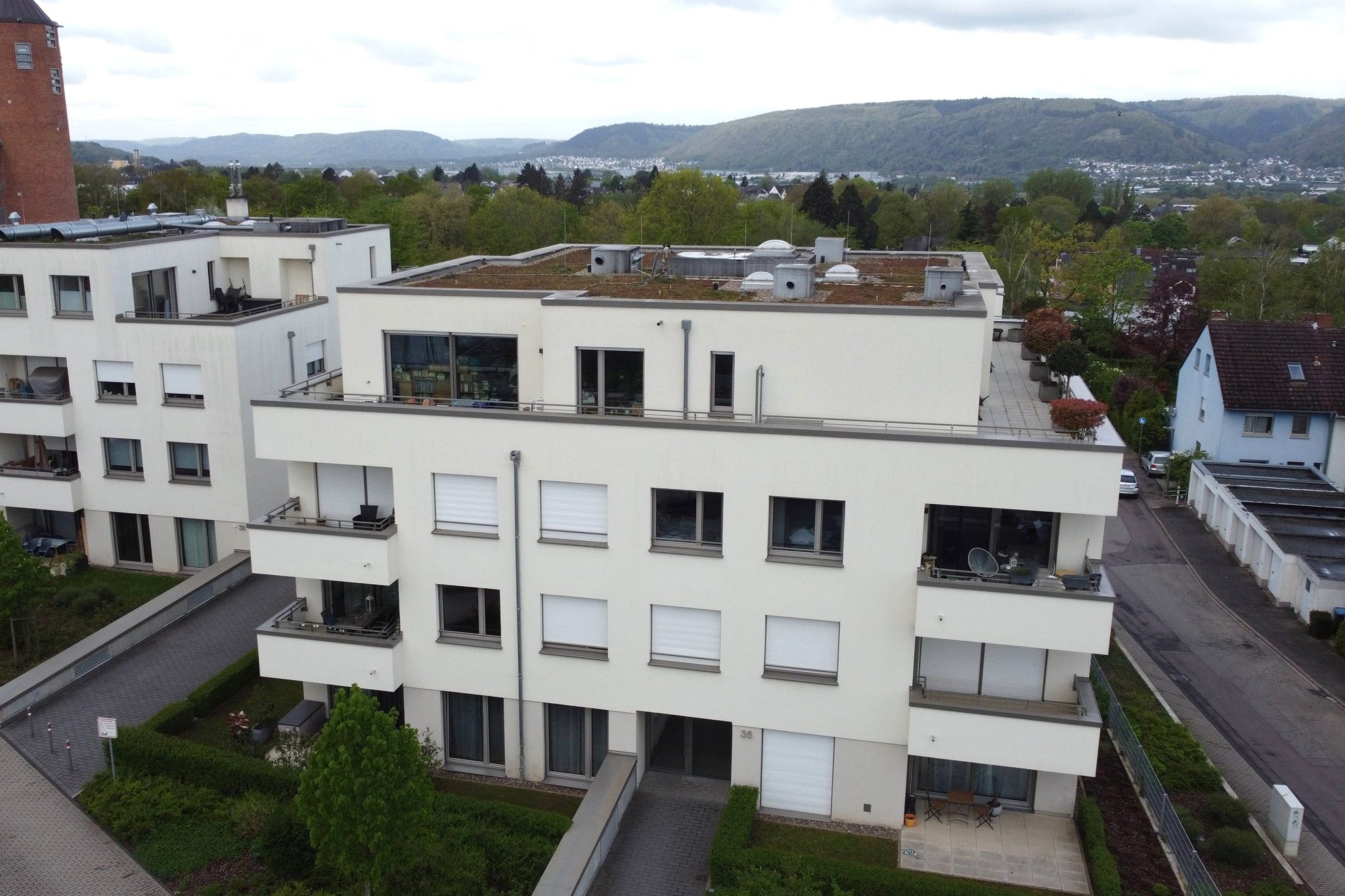 Volksbank Trier Eifel Immobilien GmbH - Immobilienangebot - Trier-Heiligkreuz - Alle - Altersgerechte 2 ZKB-Penthousewohnung in Trier-Heiligkreuz