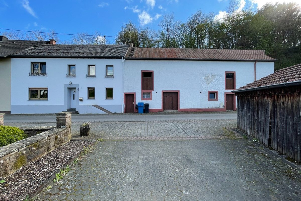 Volksbank Trier Eifel Immobilien GmbH - Immobilienangebot - Echtershausen - Alle - Ehemaliges Bauernhaus mit Potenzial