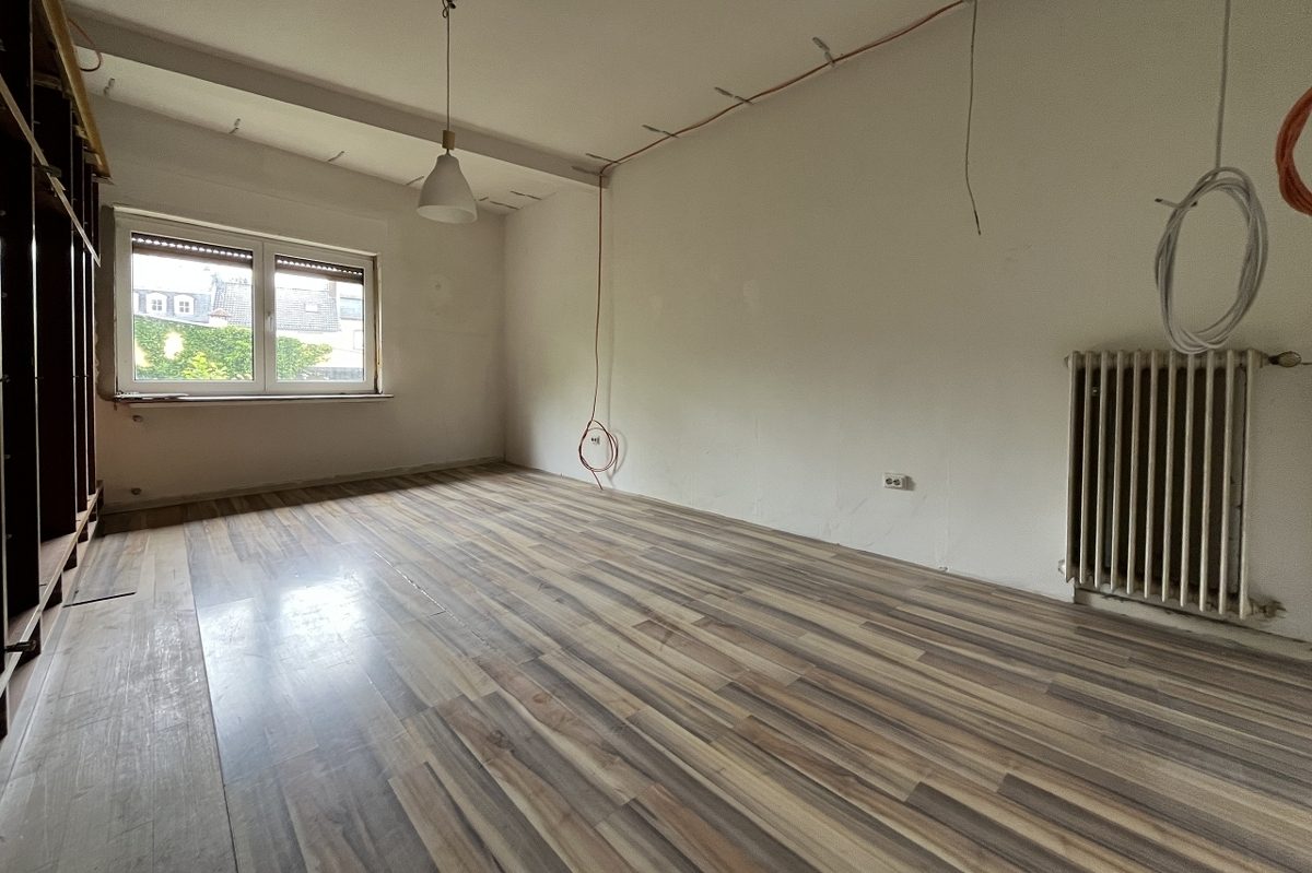 Volksbank Trier Eifel Immobilien GmbH - Immobilienangebot - Dudeldorf - Alle - Wohnen und investieren im Grünen - Einfamilienhaus in zentraler Lage von Dudeldorf