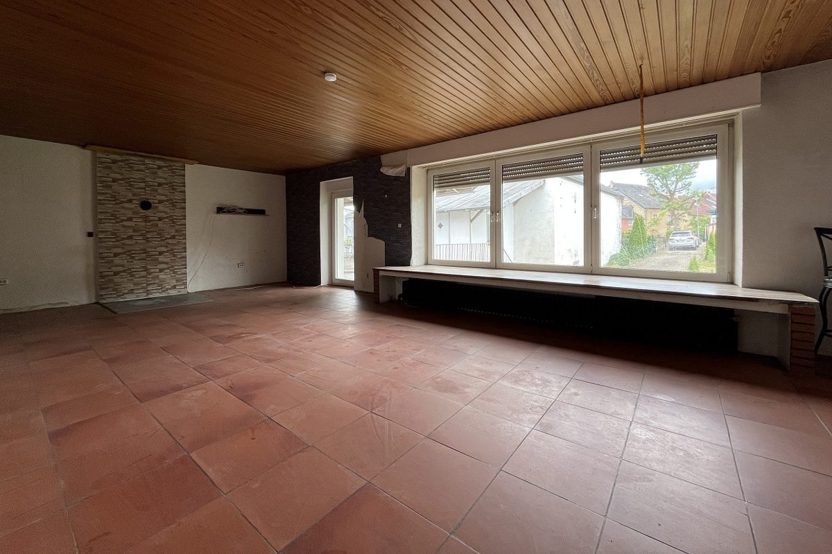Volksbank Trier Eifel Immobilien GmbH - Immobilienangebot - Dudeldorf - Alle - Wohnen und investieren im Grünen - Einfamilienhaus in zentraler Lage von Dudeldorf