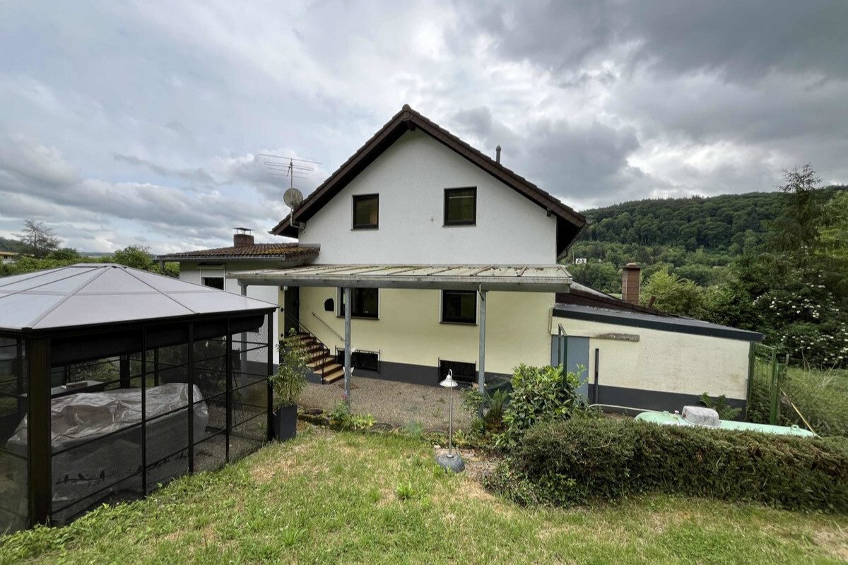 Volksbank Trier Eifel Immobilien GmbH - Immobilienangebot - Echternacherbrück - Alle - Eigentumswohnung mit schönem Grundstücksanteil in Echternacherbrück