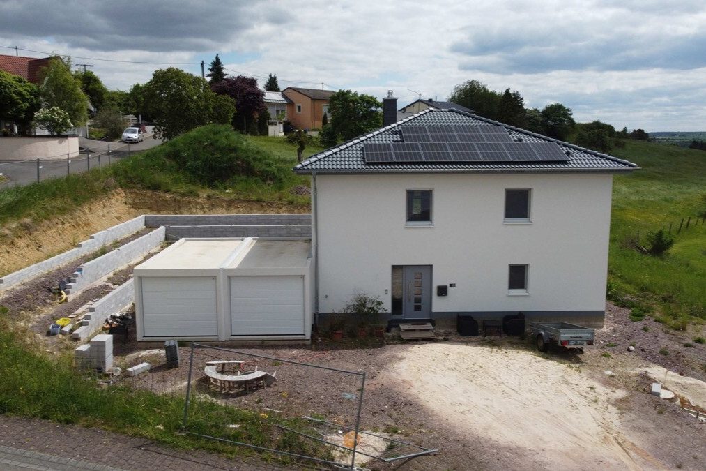 Volksbank Trier Eifel Immobilien GmbH - Immobilienangebot - Gondorf - Alle - Neubau-Einfamilienhaus mit Photovoltaik-Anlage 
in ruhiger Lage von Gondorf