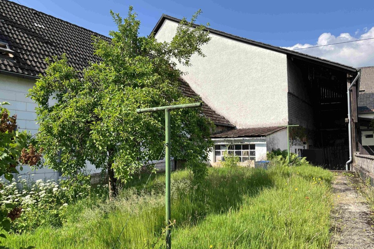 Volksbank Trier Eifel Immobilien GmbH - Immobilienangebot - Steffeln - Alle - Ehemaliges Bauernhaus mit Nebengebäude in Steffeln