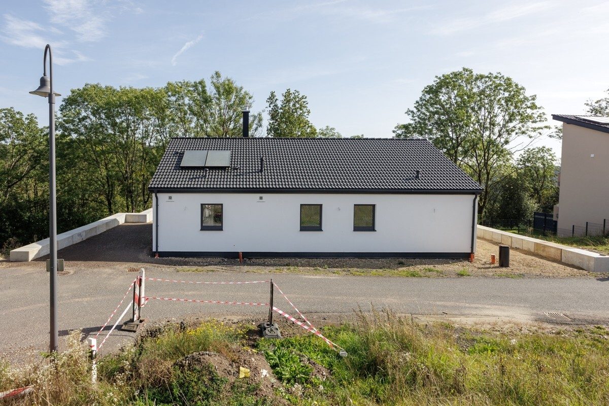 Volksbank Trier Eifel Immobilien GmbH - Immobilienangebot - Prüm - Alle - Energieeffizienter Neubau-Bungalow in bester Lage von Prüm