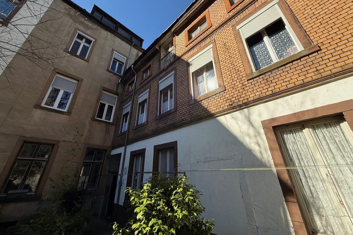 Volksbank Trier Eifel Immobilien GmbH - Immobilienangebot - Trier-City - Alle - Gestalten Sie neu! Charmanter Altbau mit bis zu sieben Wohneinheiten in Trier-City
