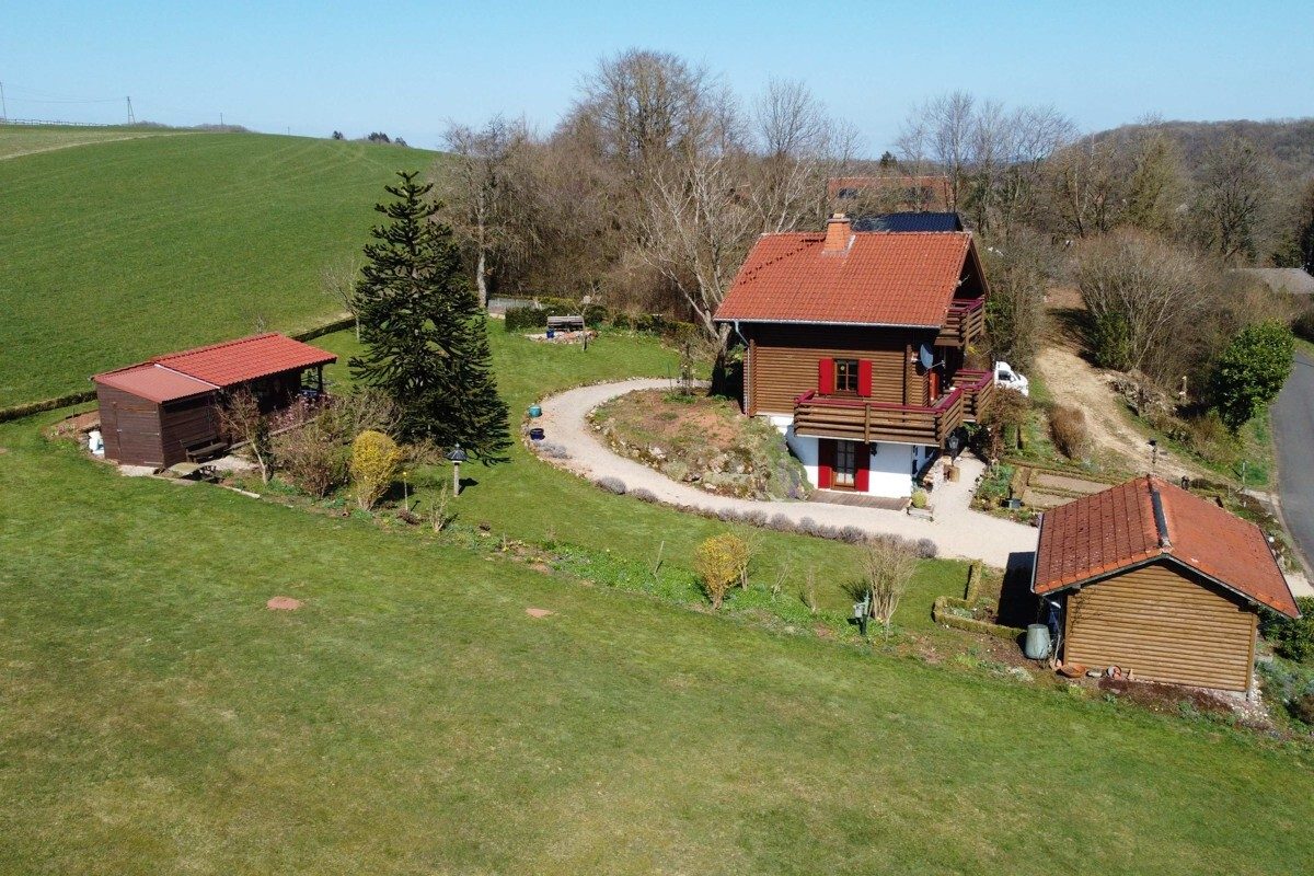 Volksbank Trier Eifel Immobilien GmbH - Immobilienangebot - Kopp - Alle - Einfamilienhaus mit zusätzlichem Baugrundstück in Kopp