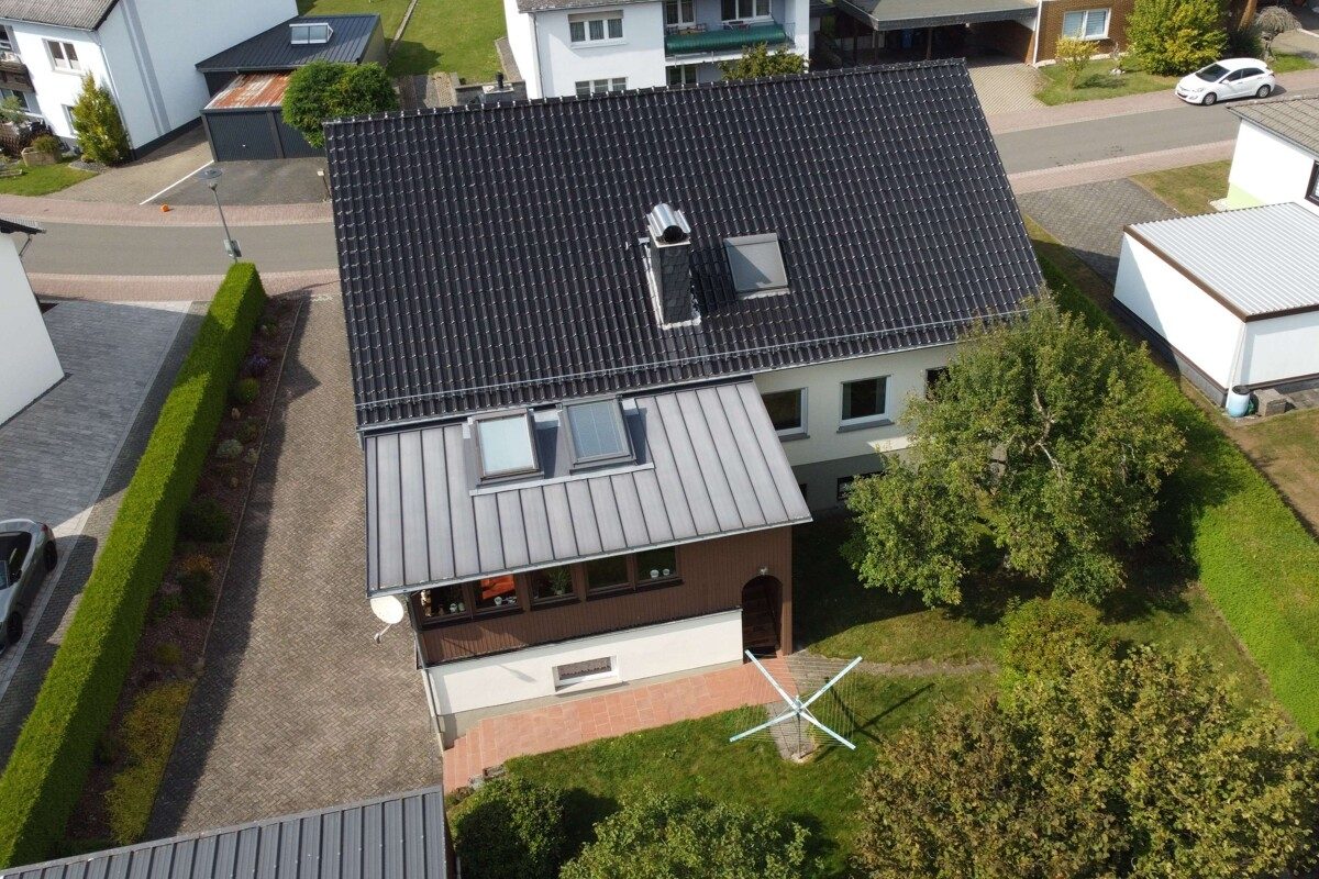 Volksbank Trier Eifel Immobilien GmbH - Immobilienangebot - Bleialf - Alle - Sehr gepflegtes Zweifamilienhaus in ruhiger Lage von Bleialf