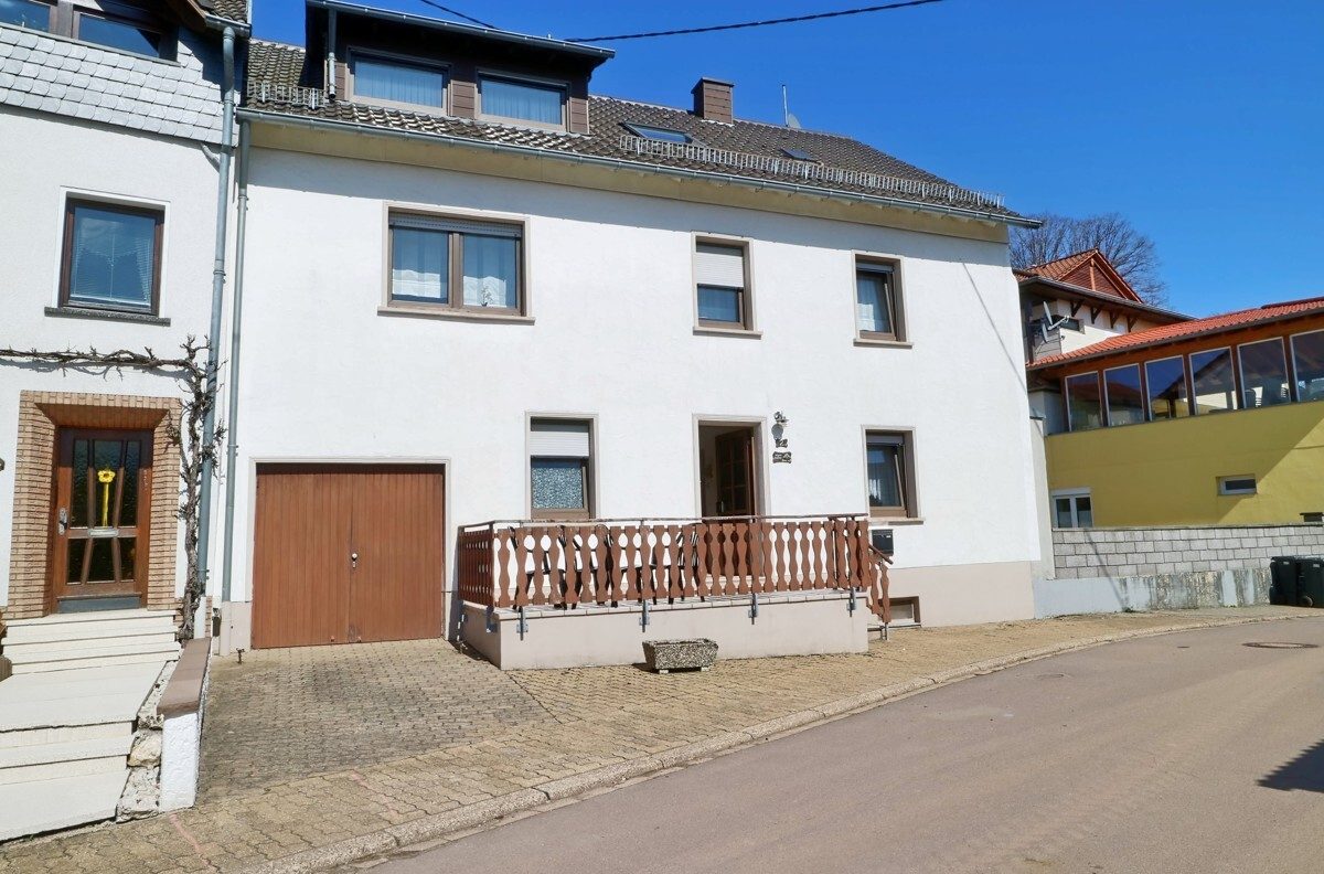 Volksbank Trier Eifel Immobilien GmbH - Immobilienangebot - Greimerath - Alle - Wohnen im idyllischen Greimerath - Das ideale Haus für die große Familie