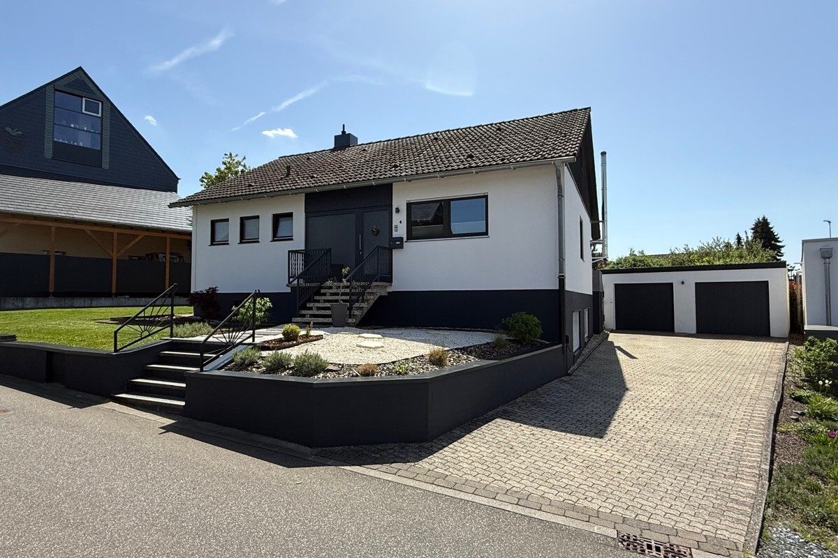 Volksbank Trier Eifel Immobilien GmbH - Immobilienangebot - Thomm - Alle - Gepflegt, modernisiert, bezugsbereit – Ihr Haus in Thomm