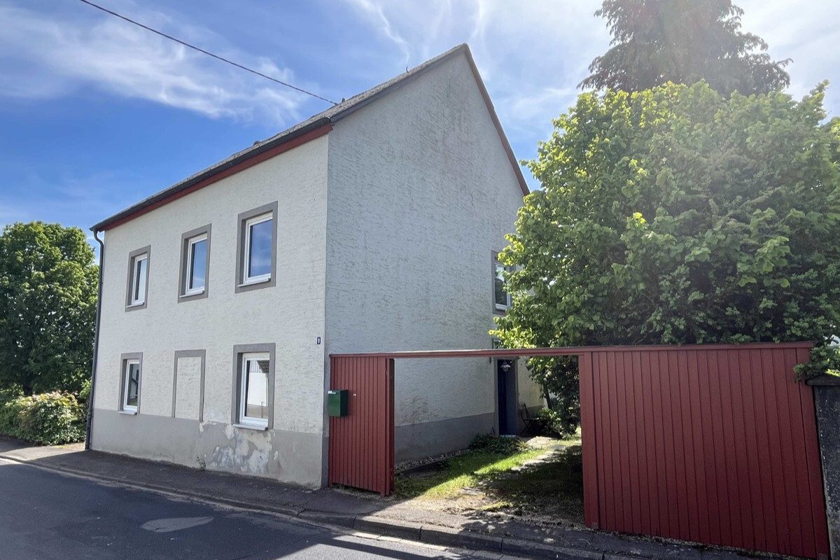 Volksbank Trier Eifel Immobilien GmbH - Immobilienangebot - Üxheim-Flesten - Alle - Einfamilienhaus in der schönen Gemeinde von Üxheim-Flesten