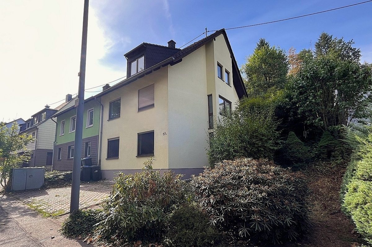 Volksbank Trier Eifel Immobilien GmbH - Immobilienangebot - Trier-Kürenz - Alle - Kapitalanleger aufgepasst - Voll vermietetes Dreifamilienhaus in Trier-Kürenz