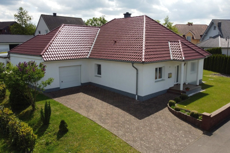 Volksbank Trier Eifel Immobilien GmbH - Immobilienangebot - Osburg - Alle - Wohngenuss auf einer Ebene – Ihr Zuhause in Osburg
