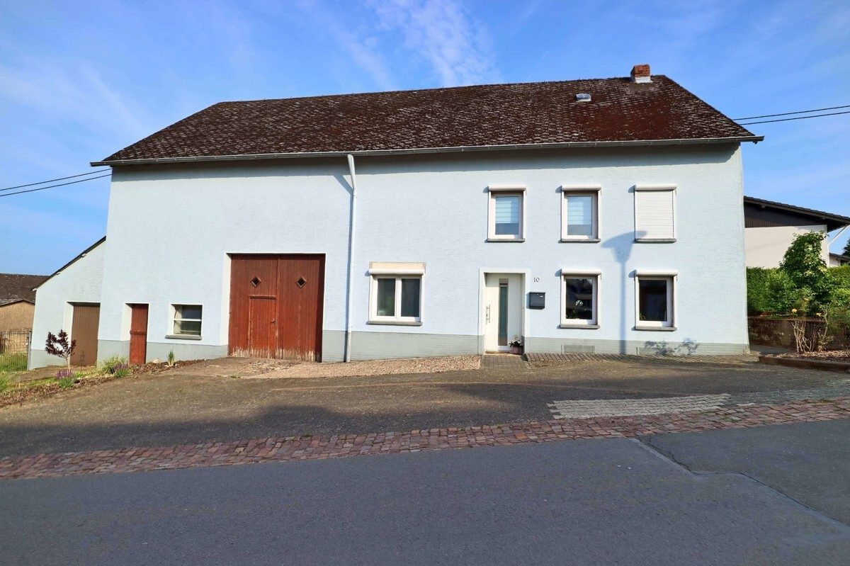 Volksbank Trier Eifel Immobilien GmbH - Immobilienangebot - Beuren (Hochwald) - Alle - Einfamilienhaus mit Nebengebäude in Beuren