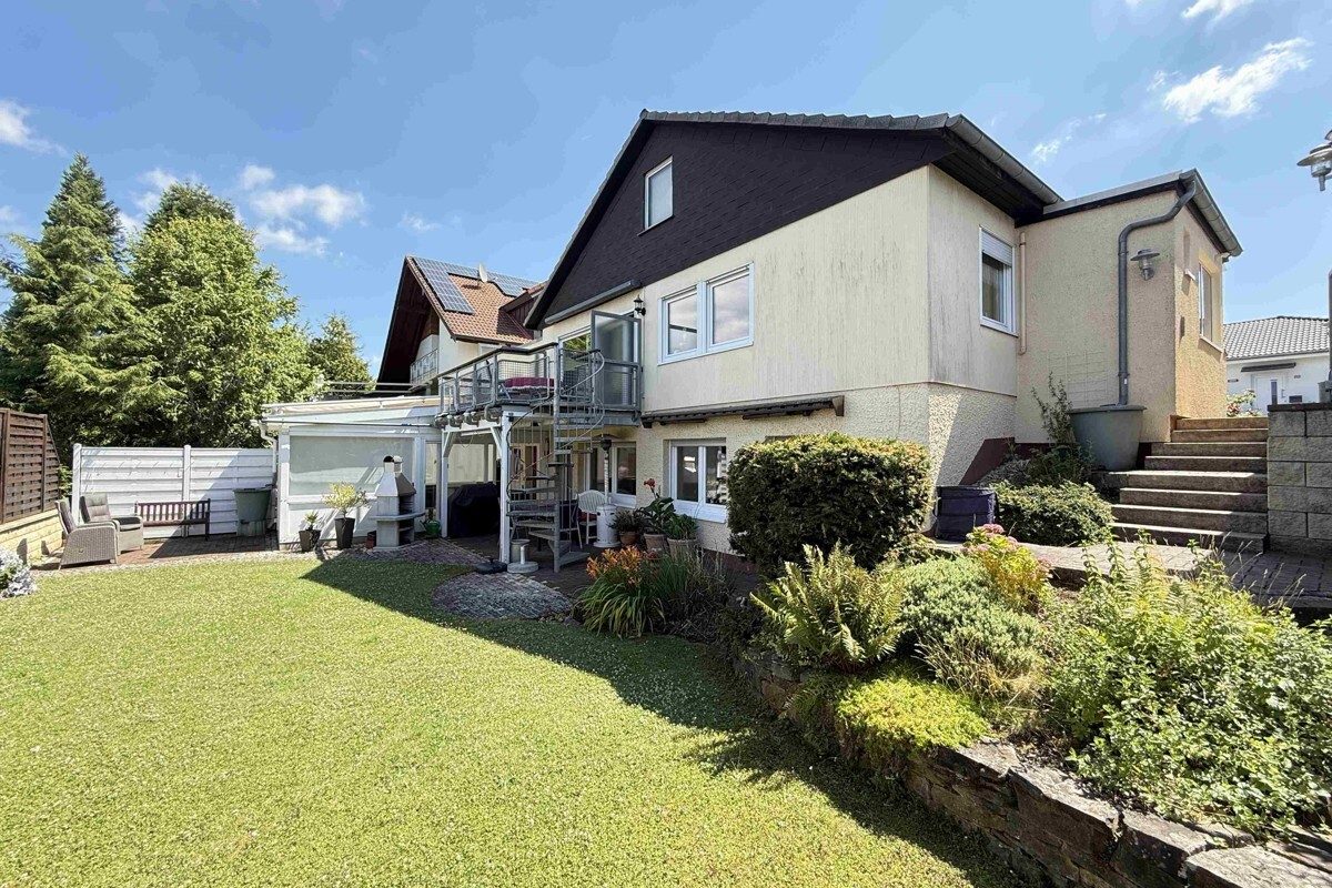 Volksbank Trier Eifel Immobilien GmbH - Immobilienangebot - Konz-Roscheid - Alle - Konz-Roscheid - Gepflegtes Einfamilienhaus auch für die große Familie