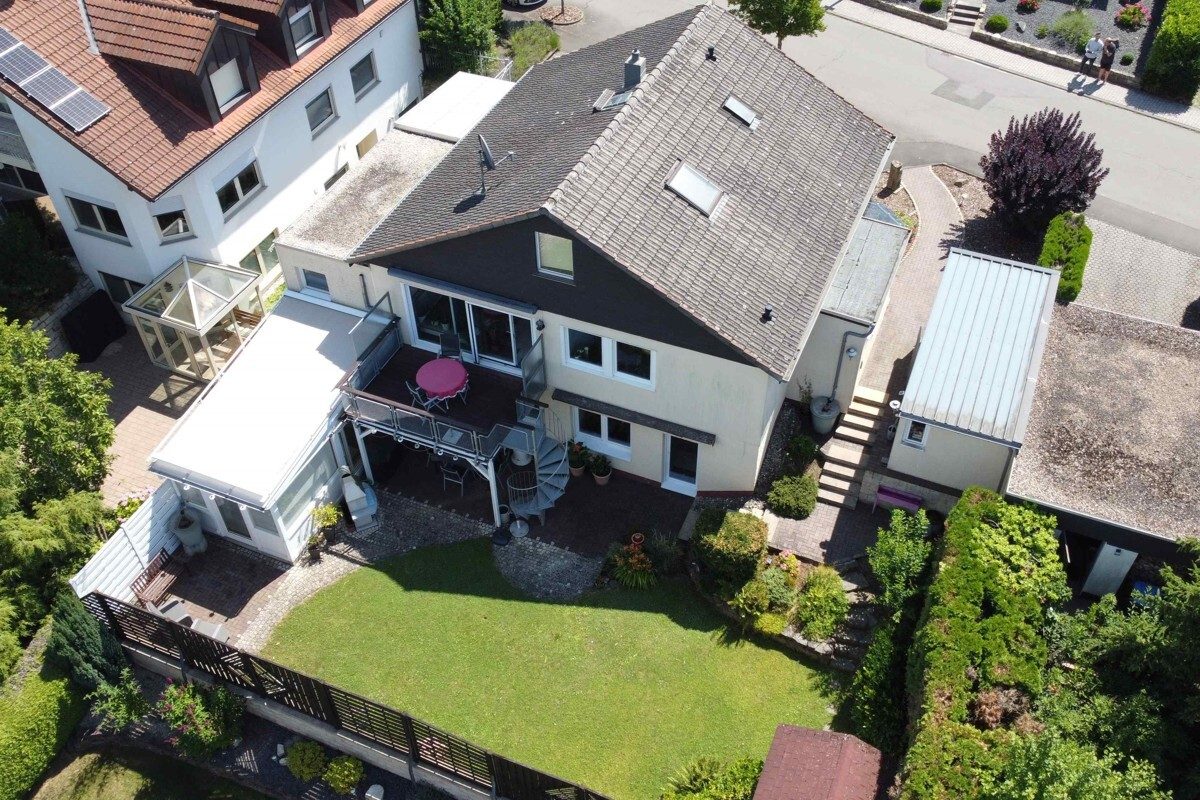Volksbank Trier Eifel Immobilien GmbH - Immobilienangebot - Konz-Roscheid - Alle - Konz-Roscheid - Gepflegtes Einfamilienhaus auch für die große Familie