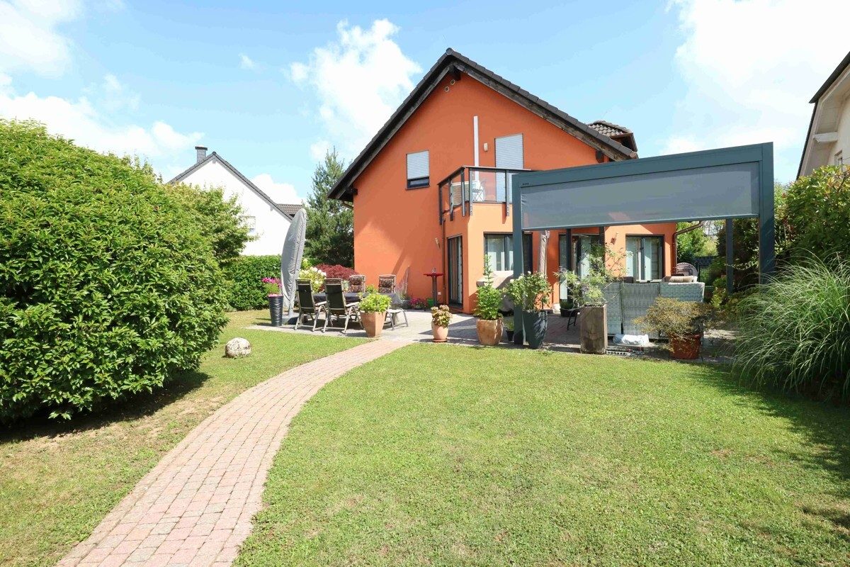 Volksbank Trier Eifel Immobilien GmbH - Immobilienangebot - Konz-Roscheid - Alle - Lebensqualität pur - Exklusives Einfamilienhaus mit vielen Raffinessen in Konz-Roscheid