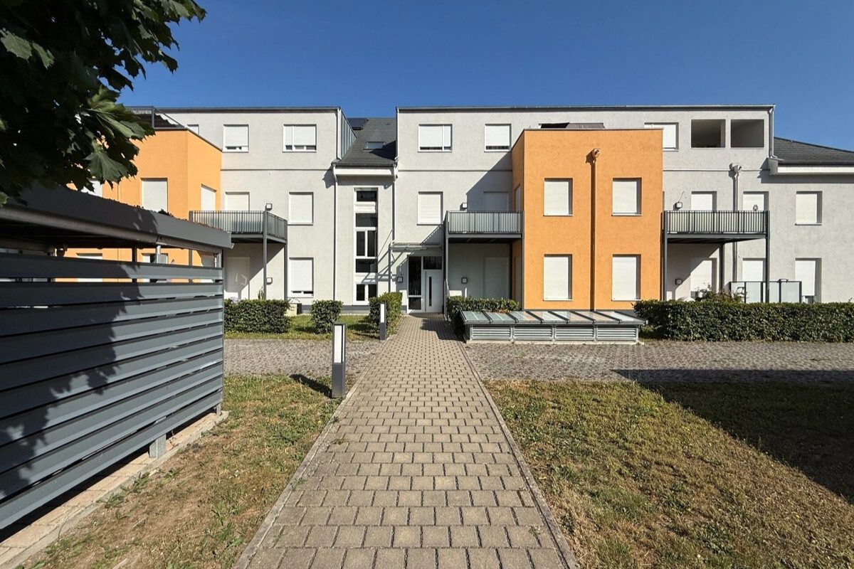 Volksbank Trier Eifel Immobilien GmbH - Immobilienangebot - Trier-Feyen - Alle - Neuwertig und stadtnah - Charmante Wohnung mit Ausblick in Trier-Feyen