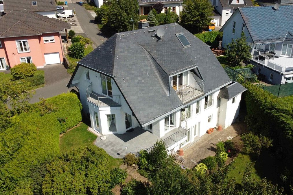 Volksbank Trier Eifel Immobilien GmbH - Immobilienangebot - Prüm - Alle - Ein Haus mit viel Platz, Komfort und Nutzungsmöglichkeiten in Prüm