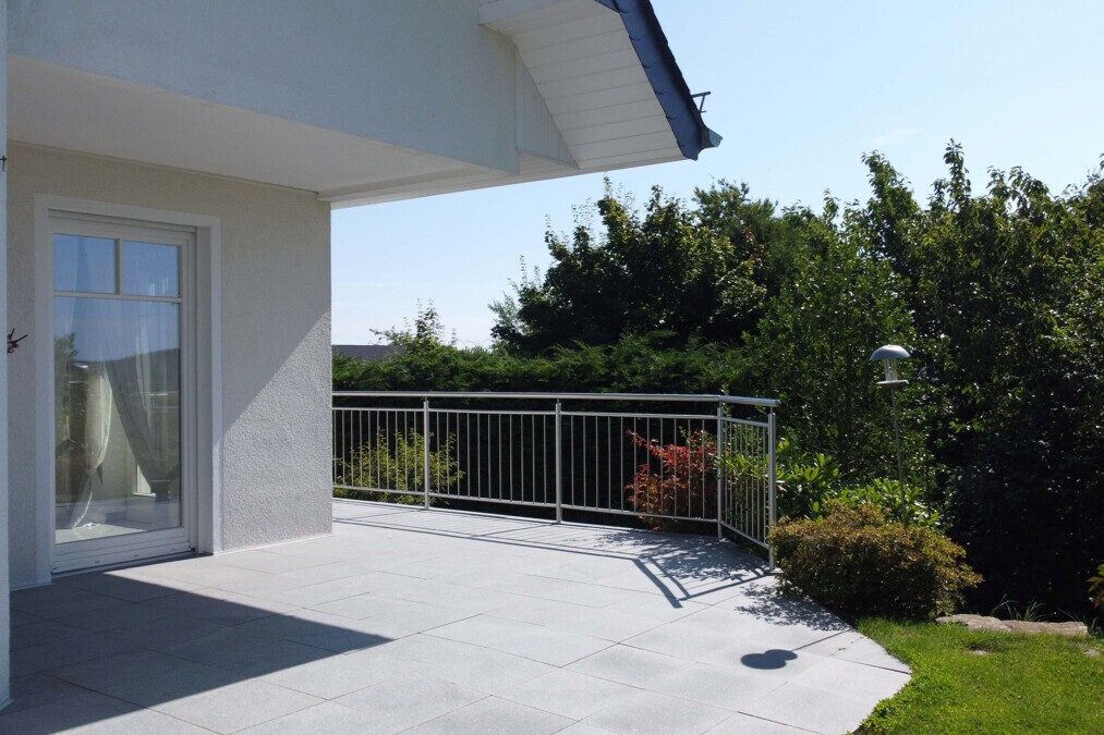 Volksbank Trier Eifel Immobilien GmbH - Immobilienangebot - Prüm - Alle - Ein Haus mit viel Platz, Komfort und Nutzungsmöglichkeiten in Prüm