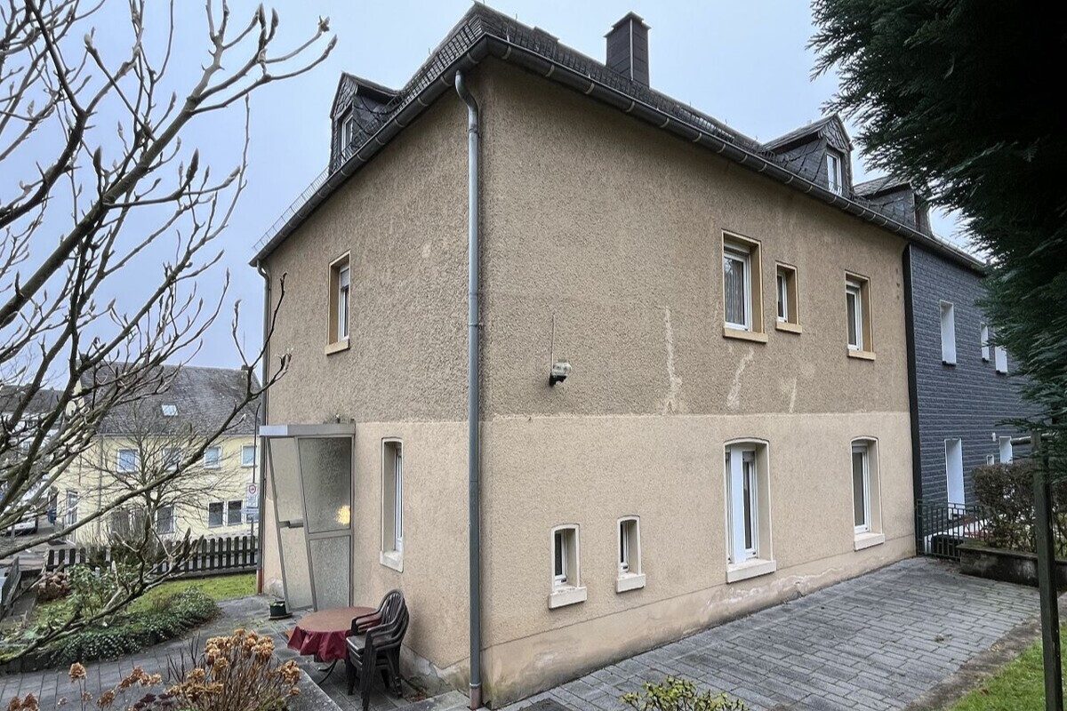 Volksbank Trier Eifel Immobilien GmbH - Immobilienangebot - Prüm - Alle - Gepflegtes Mehrfamilienhaus in schöner Lage von Prüm