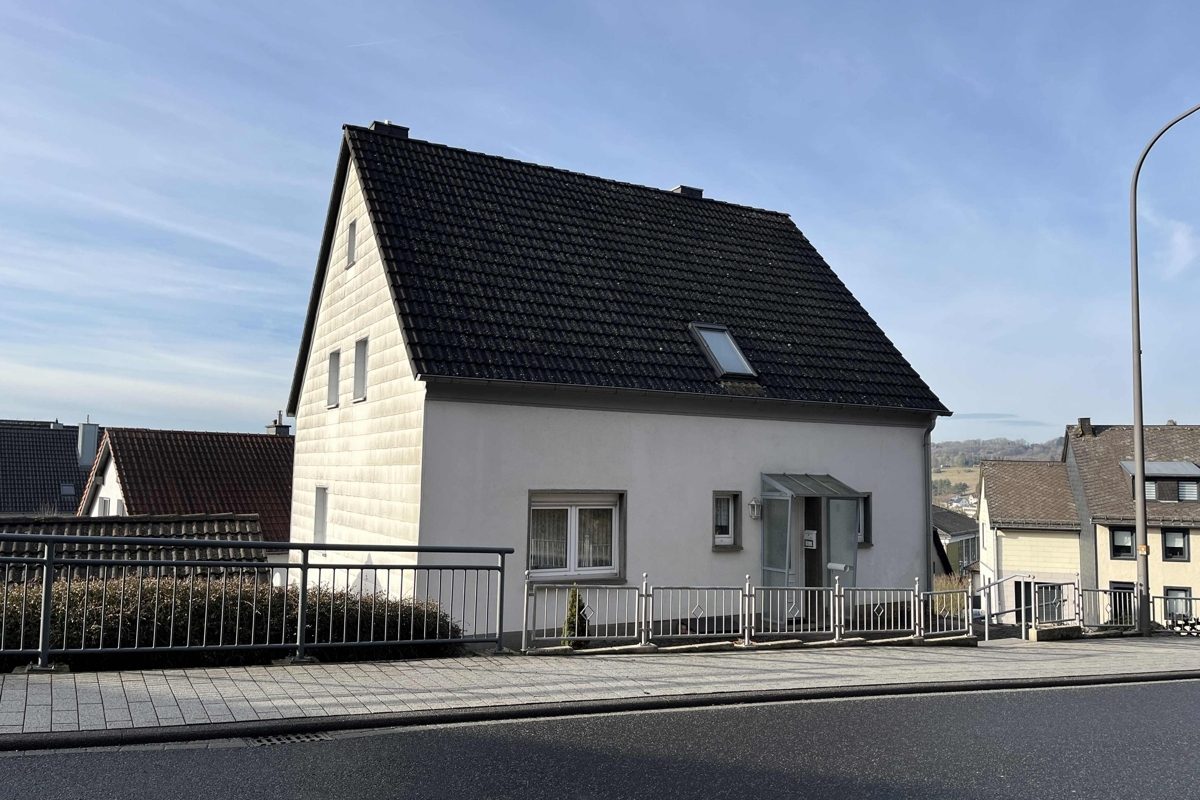 Volksbank Trier Eifel Immobilien GmbH - Immobilienangebot - Gerolstein - Alle - Renovieren, einziehen, wohlfühlen – Einfamilienhaus in Gerolstein