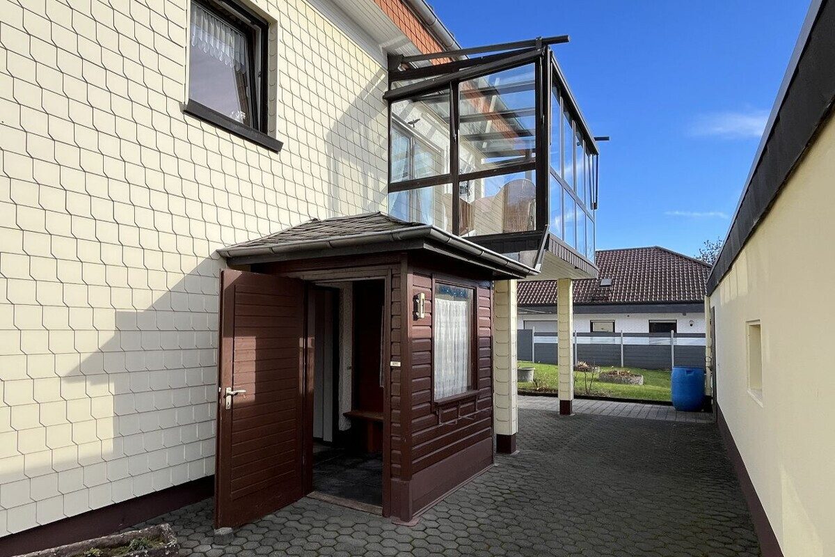 Volksbank Trier Eifel Immobilien GmbH - Immobilienangebot - Prüm - Alle - Einziehen und Vermieten - Einfamilienhaus mit Einliegerwohnung in Prüm