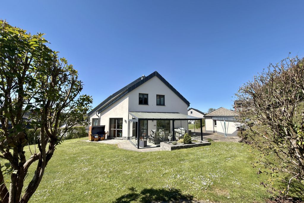Volksbank Trier Eifel Immobilien GmbH - Immobilienangebot - Hillesheim - Alle - Sehr gepflegtes Einfamilienhaus mit schönem Grundstück in Hillesheim