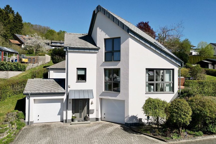 Volksbank Trier Eifel Immobilien GmbH - Immobilienangebot - Hillesheim - Alle - Sehr gepflegtes Einfamilienhaus mit schönem Grundstück in Hillesheim