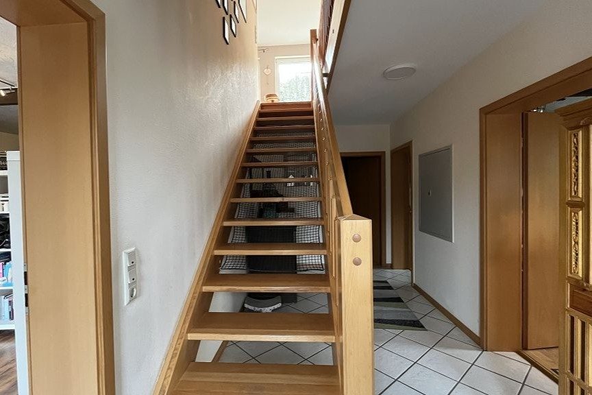 Volksbank Trier Eifel Immobilien GmbH - Immobilienangebot - Hüttingen an der Kyll - Alle - Ankommen im Grünen: Ihr Einfamilienhaus in Hüttingen an der Kyll
