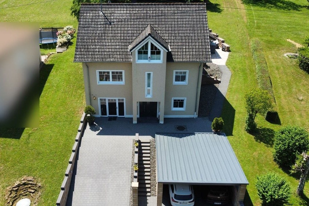 Volksbank Trier Eifel Immobilien GmbH - Immobilienangebot - Hüttingen an der Kyll - Alle - Ankommen im Grünen: Ihr Einfamilienhaus in Hüttingen an der Kyll