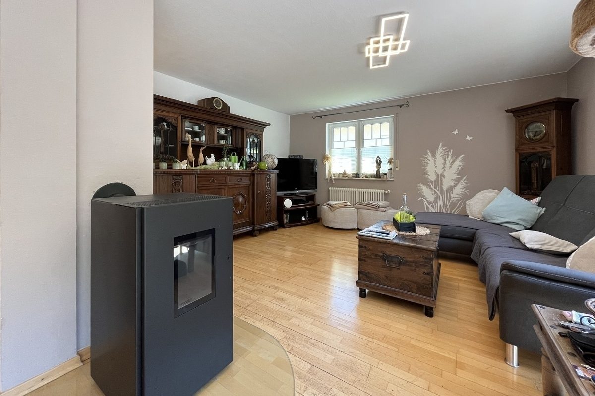Volksbank Trier Eifel Immobilien GmbH - Immobilienangebot - Hüttingen an der Kyll - Alle - Ankommen im Grünen: Ihr Einfamilienhaus in Hüttingen an der Kyll