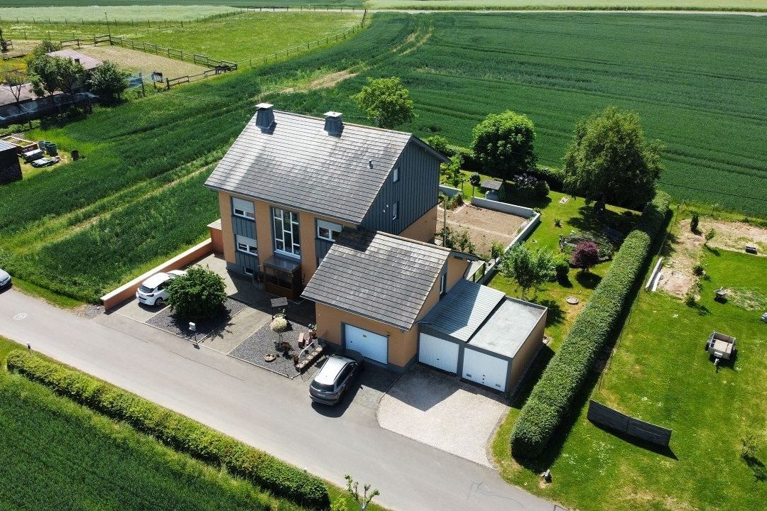 Volksbank Trier Eifel Immobilien GmbH - Immobilienangebot - Karlshausen - Alle - Direkt einziehen - Schönes Zweifamilienhaus in Karlshausen