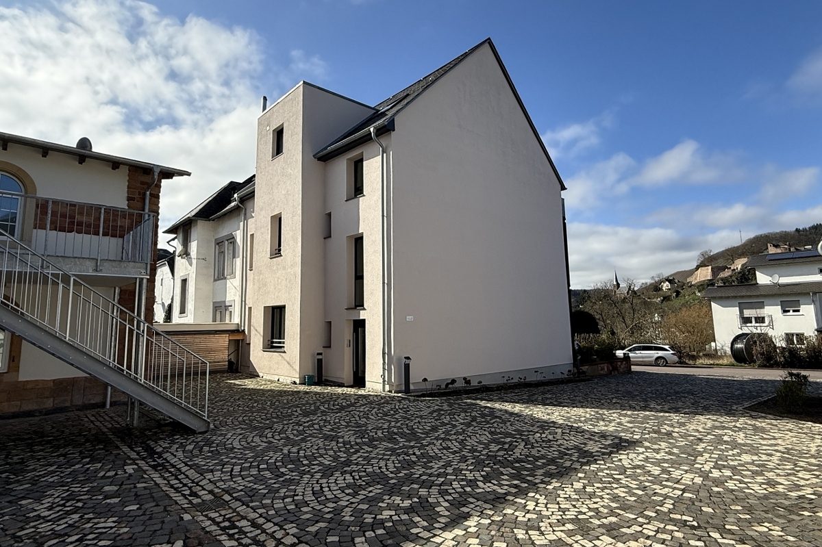 Volksbank Trier Eifel Immobilien GmbH - Immobilienangebot - Saarburg - Alle - Ihre neue Eigentumswohnung im topsanierten Altbau in Saarburg - Burgblick inklusive