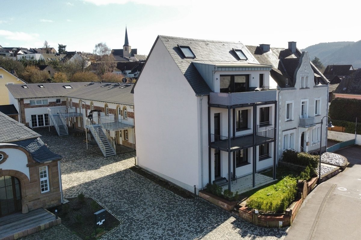 Volksbank Trier Eifel Immobilien GmbH - Immobilienangebot - Saarburg - Alle - Ihre neue Eigentumswohnung im topsanierten Altbau in Saarburg - Burgblick inklusive