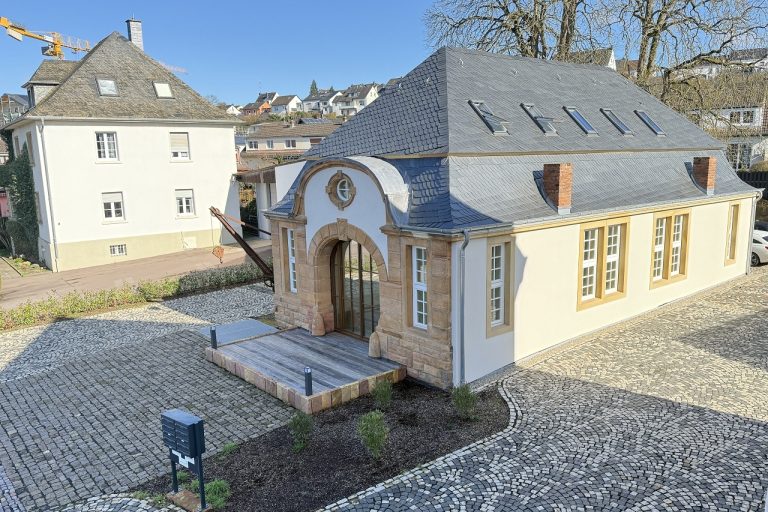 Volksbank Trier Eifel Immobilien GmbH - Immobilienangebot - Saarburg - Alle - Wohnen im alten Kelterhaus -  Ihre neue Eigentumswohnung im topsanierten Altbau in Saarburg