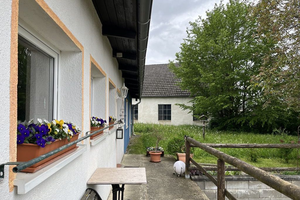 Volksbank Trier Eifel Immobilien GmbH - Immobilienangebot - Üxheim-Leudersdorf - Alle - Einfamilienhaus mit flexiblen Perspektiven in naturnaher Umgebung in Üxheim-Leudersdorf