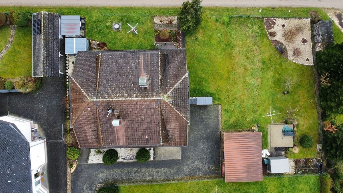 Volksbank Trier Eifel Immobilien GmbH - Immobilienangebot - Osann-Monzel - Alle - Vier-Zimmer-Wohnvergnügen - Gemütliche Dachgeschosswohnung mit Gartenanteil in Osann-Monzel