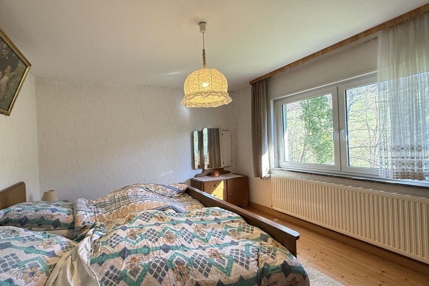 Volksbank Trier Eifel Immobilien GmbH - Immobilienangebot - Dahlem - Alle - Naturidylle in Dahlem: Einfamilienhaus mit großem Grundstück