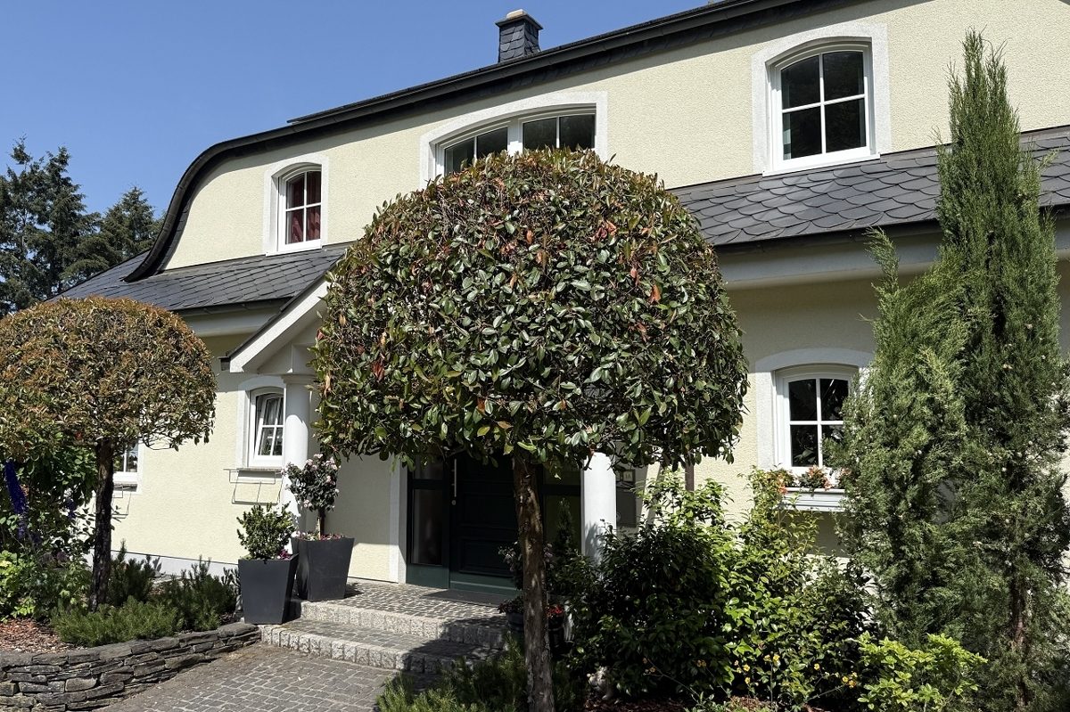 Volksbank Trier Eifel Immobilien GmbH - Immobilienangebot - Leiwen - Alle - Traumhaus, Traumlage, Traumblick - Einmalige Villa in Leiwen
