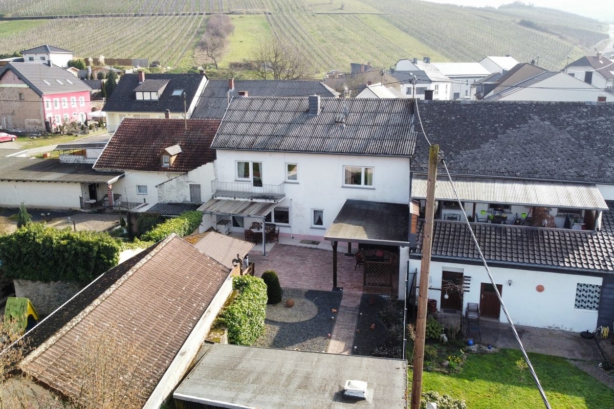 Volksbank Trier Eifel Immobilien GmbH - Immobilienangebot - Wiltingen - Alle - Charmantes Einfamilienhaus mit großer Terrasse in Wiltingen