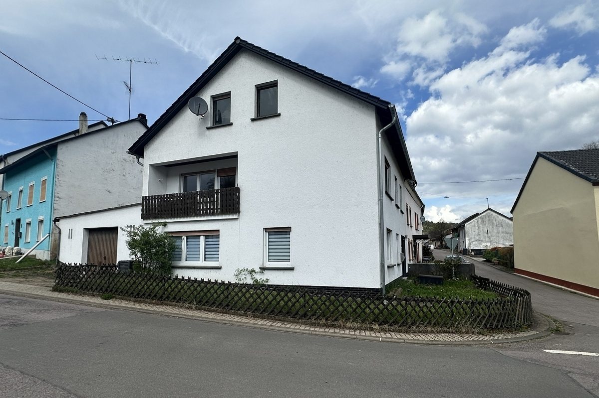 Volksbank Trier Eifel Immobilien GmbH - Immobilienangebot - Hentern - Alle - Einziehen und loswohnen - Einfamilienhaus in Hentern