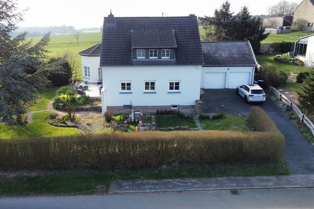 Volksbank Trier Eifel Immobilien GmbH - Immobilienangebot - Schwarzenborn - Alle - Ihr neues Zuhause - Einfamilienhaus in Schwarzenborn