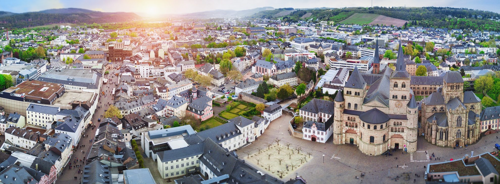 Unternehmen - Volksbank Trier Eifel Immobilien GmbH Unternehmen - Volksbank Trier Eifel Immobilien GmbH
