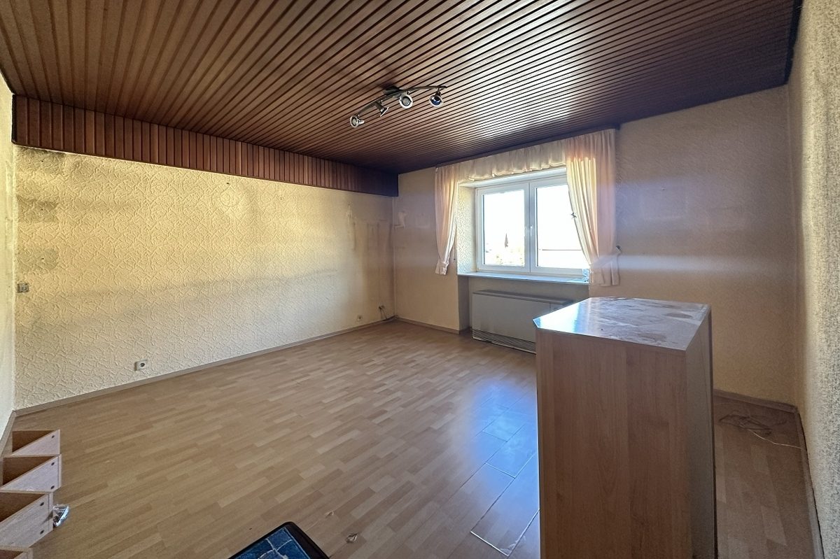 Volksbank Trier Eifel Immobilien GmbH - Immobilienangebot - Rascheid - Alle - Immobilie mit Entwicklungspotenzial und großzügigen Nutzungsmöglichkeiten  in ruhiger Lage von Rascheid